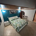 Belsit House 公寓 切法卢